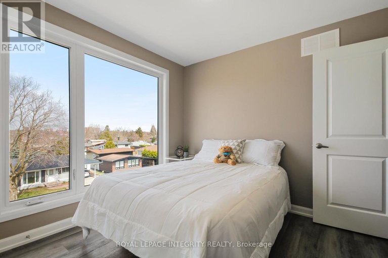 29648108/2722-draper-avenue/redwood-park/ottawa/ontario/K2H0C4_28