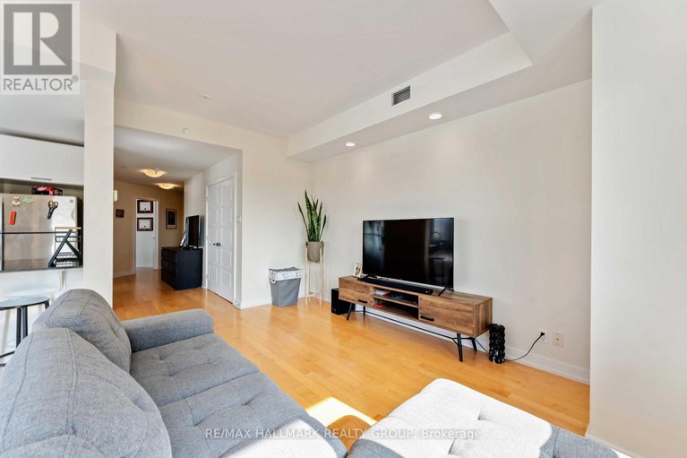 28847952/510-330-titan-private/borden-farmstewart-farmcarleton-heightsparkwood-hills/ottawa/ontario/K2G1G3_16