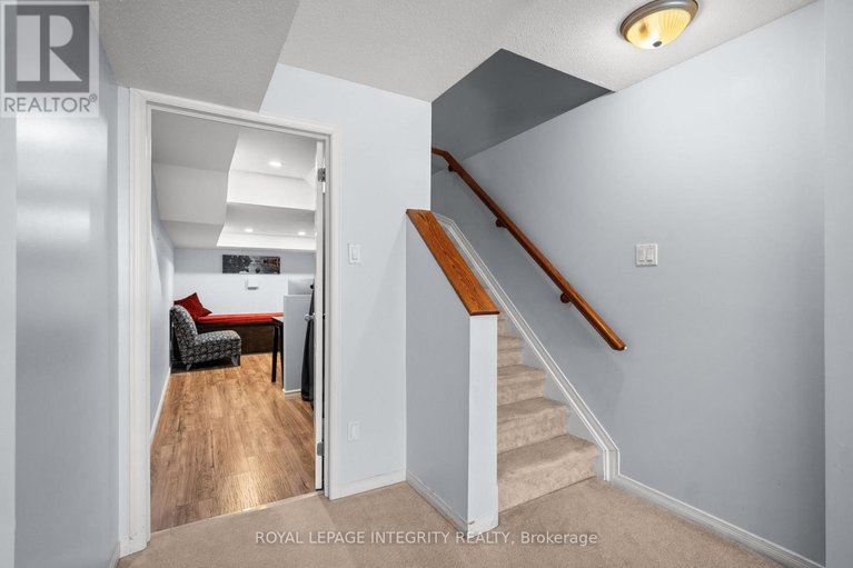 29642084/722-nakina-way/riverside-southgloucester-glen/ottawa/ontario/K1V2H9_26