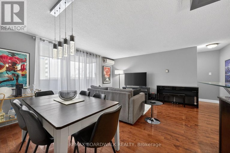 29509704/704-1785-frobisher-lane/riverview-park/ottawa/ontario/K1G3T7_10