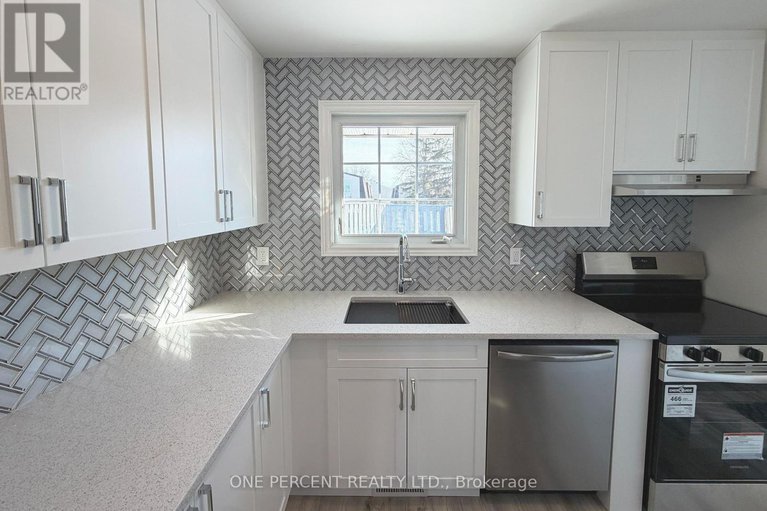 29376378/1511-fisher-avenue/carleton-square/ottawa/ontario/K2C3M8_38