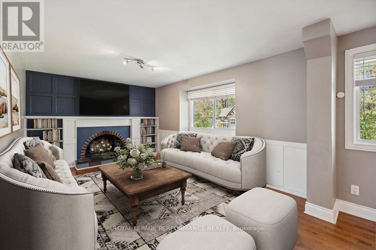 29074495/2045-deerhurst-court/beacon-hill-north/ottawa/ontario/K1J8H2_24