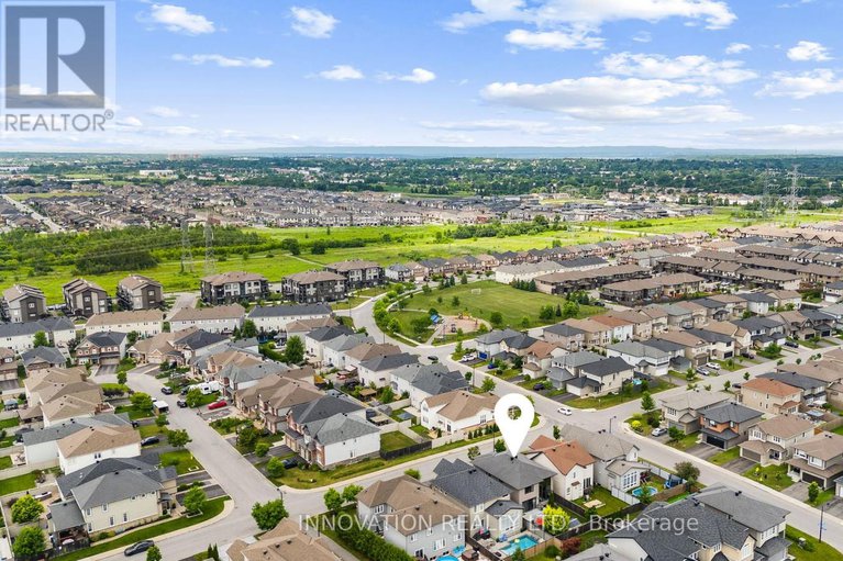 28614643/239-balikun-heights/emerald-meadowstrailwest/ottawa/ontario/K2V0A4_41