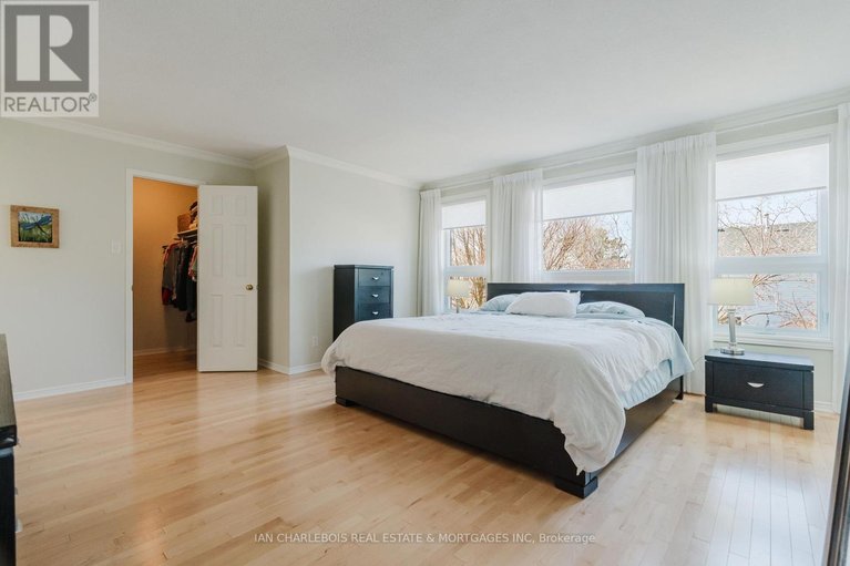29631308/583-apollo-way/fallingbrookpineridge/ottawa/ontario/K4A1T7_26