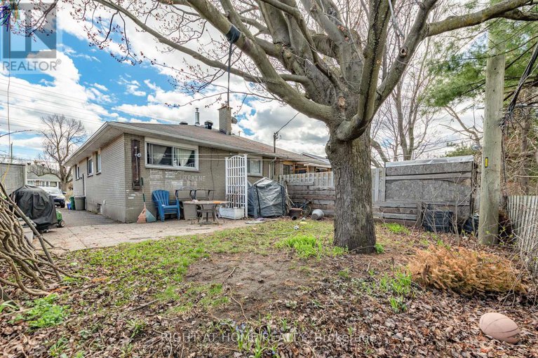 28537509/2421-iris-street/parkway-park/ottawa/ontario/K2C1C7_35