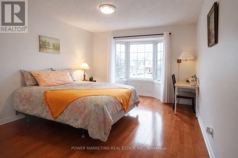 29633668/29-taj-court/hunt-club-park/ottawa/ontario/K1G5K7_27