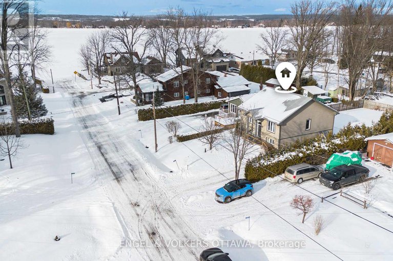 28485145/1095-morin-road/cumberland-estates/ottawa/ontario/K4C1A5_30