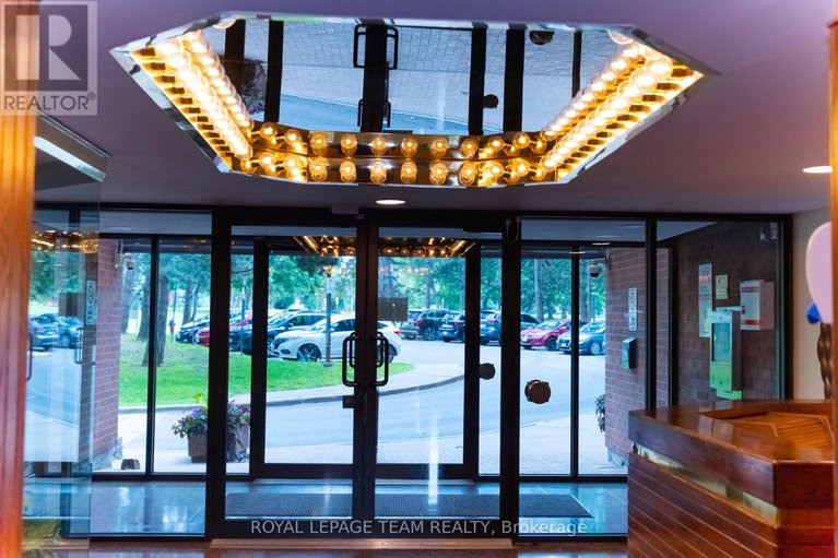 28663868/1516-2871-richmond-road/britannia-heights/ottawa/ontario/K2B8M5_18