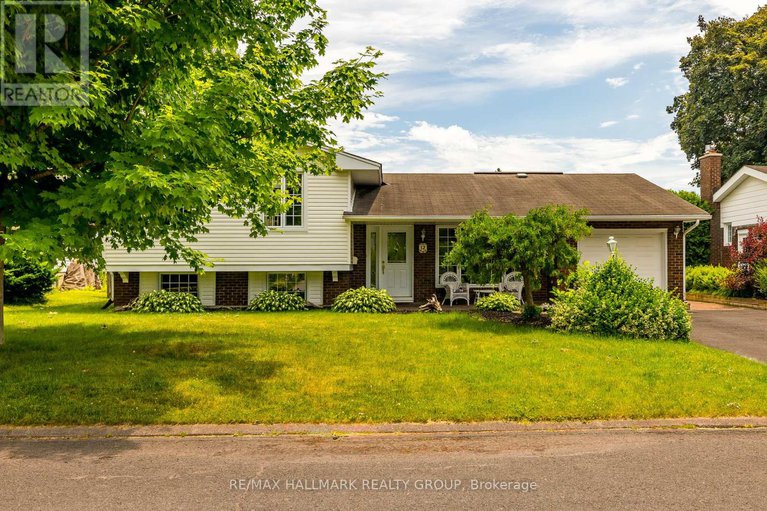 28987847/12-ancona-crescent/briargreen/ottawa/ontario/K2G0N8_1
