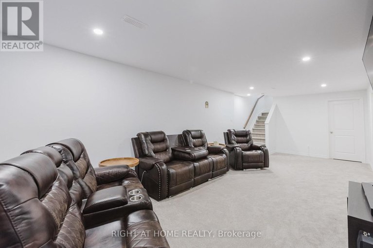 28523248/669-cordelette-circle-e/mer-bleuebradley-estatesanderson-park/ottawa/ontario/K1W0P2_38
