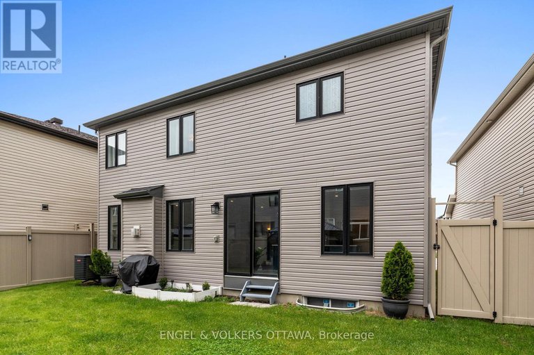 28695565/195-alex-polowin-avenue/half-moon-bay/ottawa/ontario/K2J6E8_31