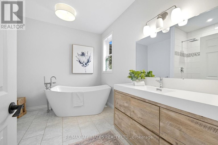 28901435/267-roberts-road/lanark-highlands-lanark-village/lanark-highlands/ontario/K0G1K0_20