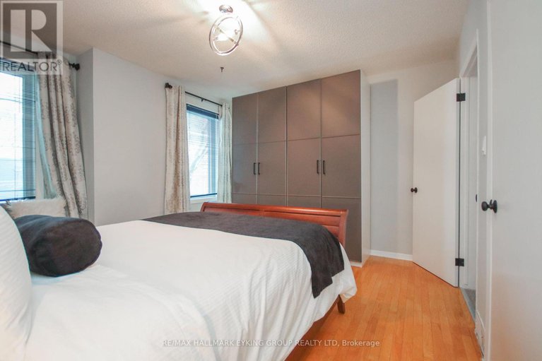 28220496/239-york-street/lower-town/ottawa/ontario/K1N5T9_32