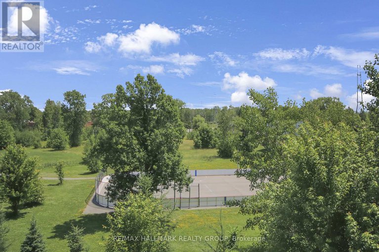 28565697/9-671-reardon-private/heron-gateindustrial-park/ottawa/ontario/K1V2K8_24