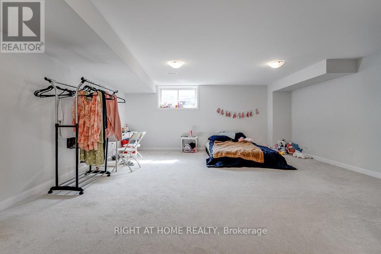 28660132/301-drumlish-lane/half-moon-bay/ottawa/ontario/K2J6Y1_14