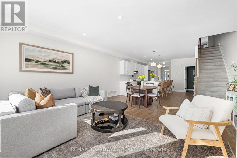 29425299/204-adelaide-street/almonte/mississippi-mills/ontario/K0A1A0_16