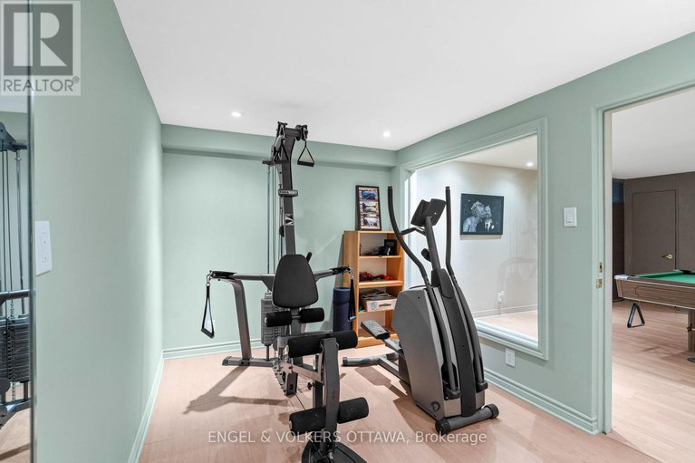 28760477/37-revol-road/merivale-gardens/ottawa/ontario/K2G0B8_34