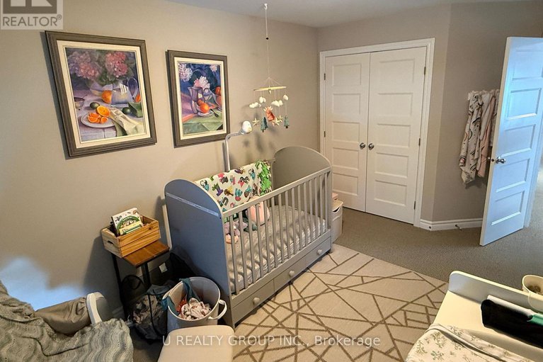 29416136/821-cedar-creek-drive/blossom-parkkemp-parkfindlay-creek/ottawa/ontario/K1T0B3_35