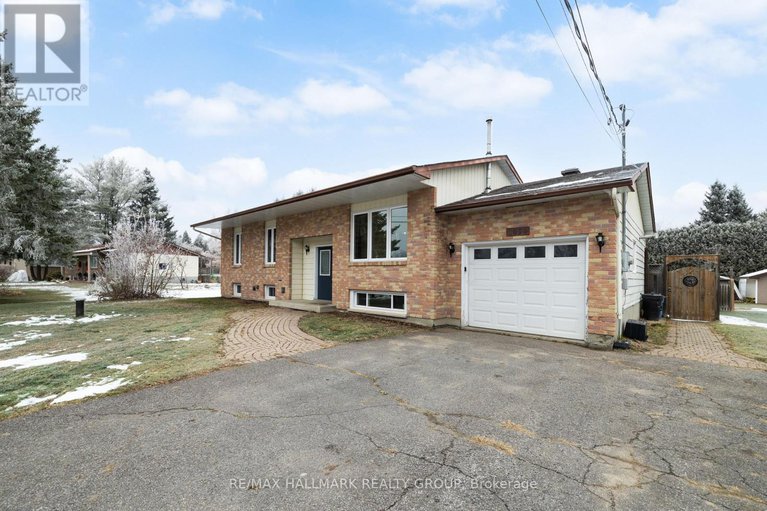 29137387/1050-barnett-drive/cumberland-village/ottawa/ontario/K4C1C7_3