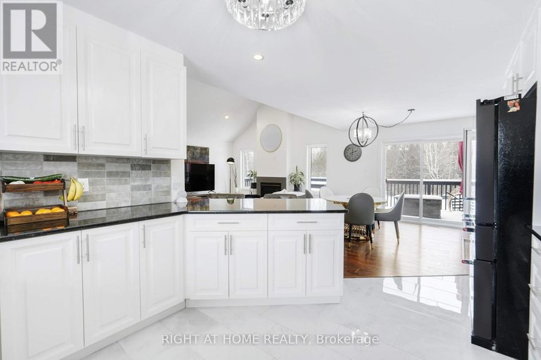 29505106/8833-copeland-road/btwn-franktown-rd-fallowfield-rd/ottawa/ontario/K0A1B0_12