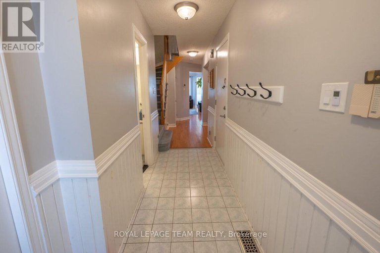28754448/19-locheland-crescent/barrhaven-east/ottawa/ontario/K2G6H2_3
