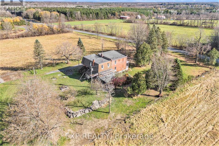 28205168/18873-kenyon-concession-5-road/north-glengarry-kenyon-twp/north-glengarry/ontario/K0C1A0_31