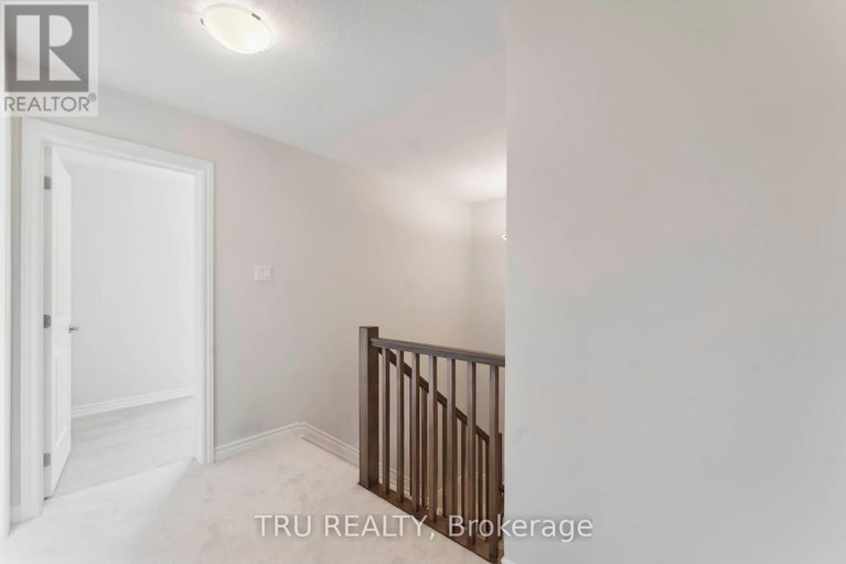 28426936/639-chillerton-drive/half-moon-bay/ottawa/ontario/K2J6X8_17