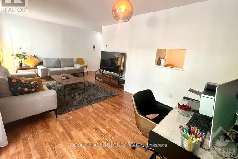 28934984/8-240-fenerty-court/katimavik/ottawa/ontario/K2L3A7_13