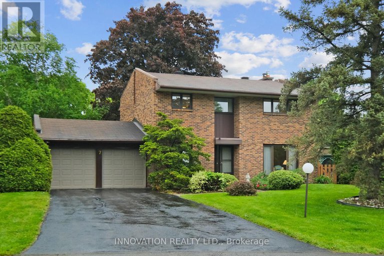 28392162/7-colville-court/beaverbrook/ottawa/ontario/K2K1A9_31