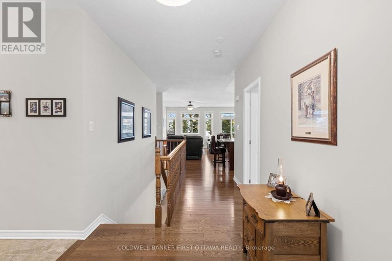 29591109/239-royal-landing-gate/north-grenville-twp-kemptville-south/north-grenville/ontario/K0G1J0_5