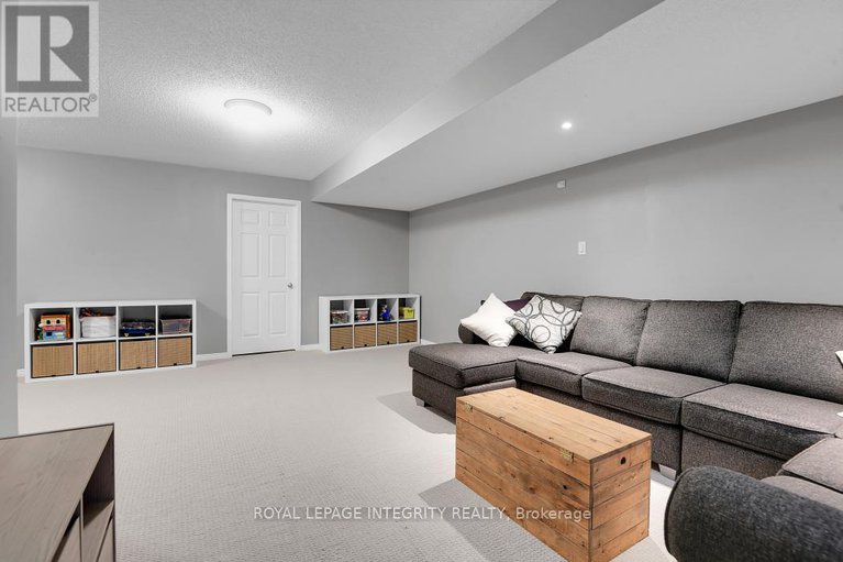 29074496/515-rouncey-road/emerald-meadowstrailwest/ottawa/ontario/K2S1B6_24