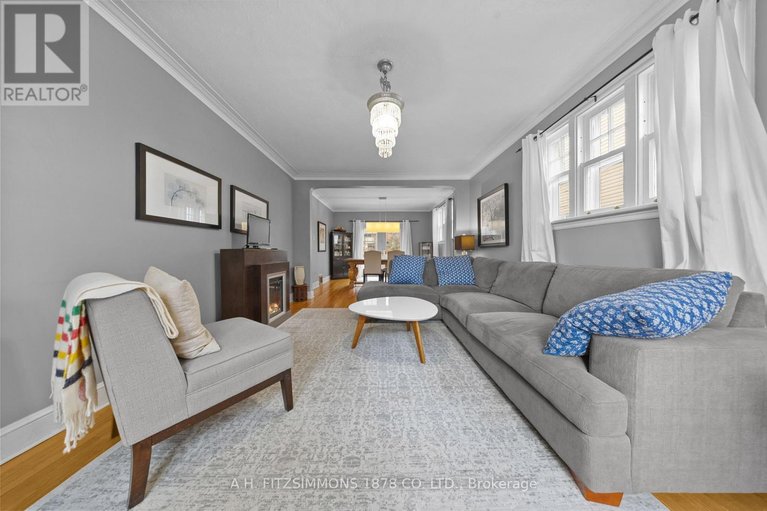 29600890/564-tweedsmuir-avenue/westborohampton-park/ottawa/ontario/K1Z5P2_5