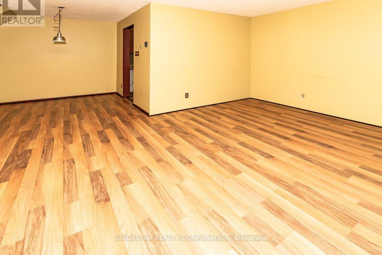 29052173/122-renova-private/riverview-park/ottawa/ontario/K1G4C6_9