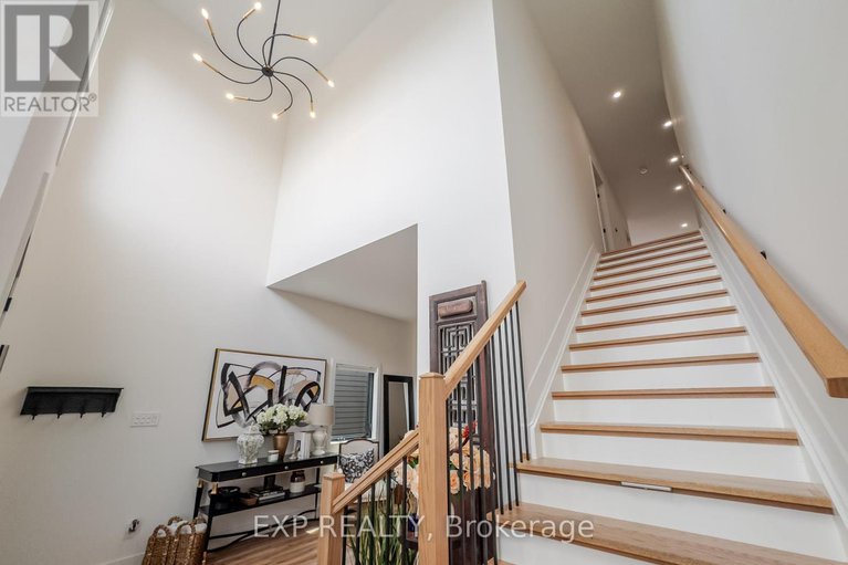 28996444/12a-viewmount-drive/meadowlandscrestview/ottawa/ontario/K2G1R5_4