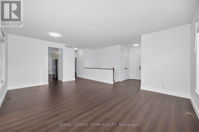 29590571/28-magnolia-way/north-grenville-twp-kemptville-south/north-grenville/ontario/K0G1J0_9