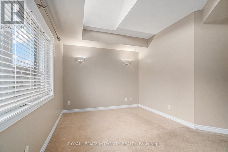 28655113/759-cedar-creek-drive/blossom-parkkemp-parkfindlay-creek/ottawa/ontario/K1T0B3_20
