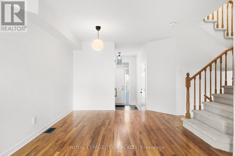 29240606/32-bishops-mills-way/beaverbrook/ottawa/ontario/K2K3C1_10