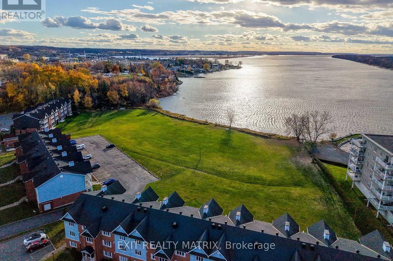 29330726/1c-160-edwards-street/town-of-rockland/clarence-rockland/ontario/K4K1H9_1