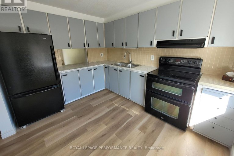 28796939/903j-elmsmere-road/beacon-hill-south/ottawa/ontario/K1J8G4_3