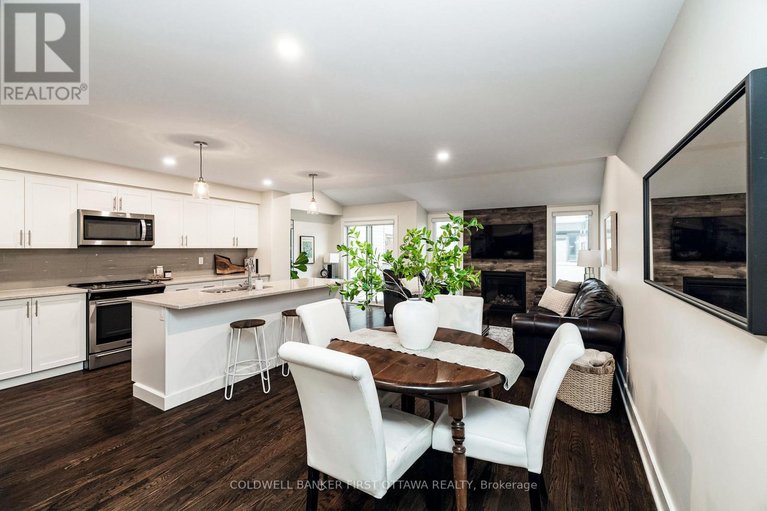 29499389/211-purchase-crescent/stittsville-south/ottawa/ontario/K2S2L8_8