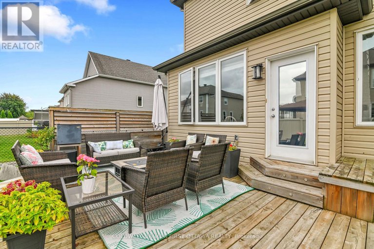 29066355/1878-montmere-avenue/notting-hillsummerside/ottawa/ontario/K4A0L7_33