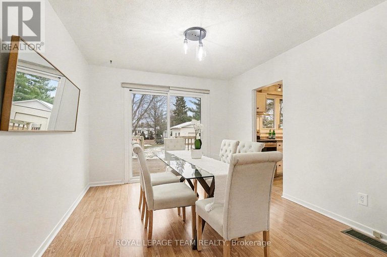 29120635/106-snowbird-lane/fitzroy-ward-south-east/ottawa/ontario/K0A2H0_11