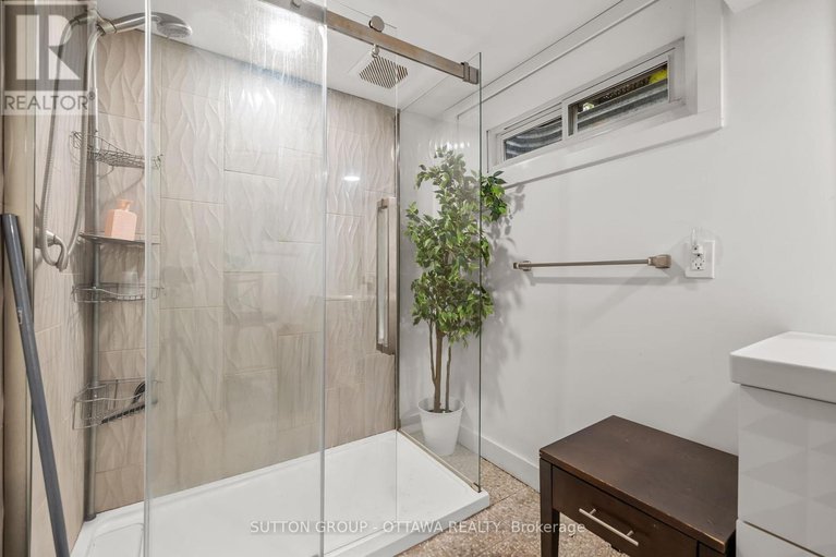 28368697/35-jackson-court/beaverbrook/ottawa/ontario/K2K1B6_36