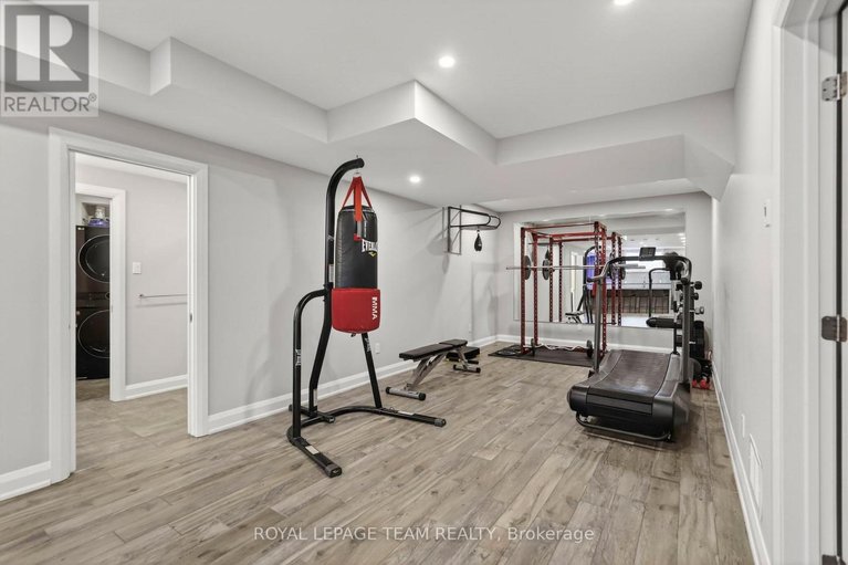 29651799/1670-ortona-avenue/carleton-heights/ottawa/ontario/K2C1W7_40