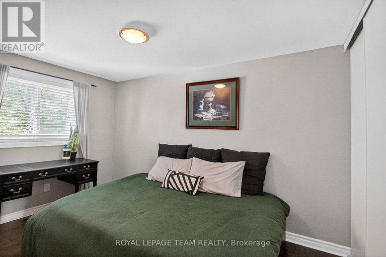 28916021/1e-seyton-drive/westcliffe-estates/ottawa/ontario/K2H8Y5_35