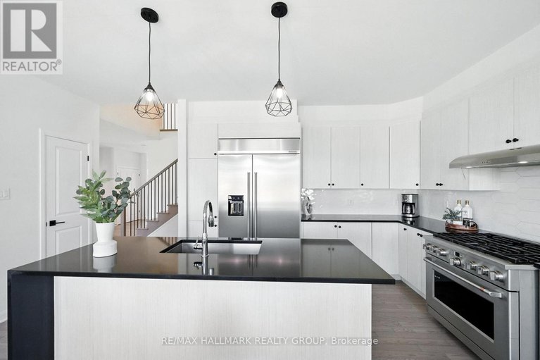 28632471/547-anchor-circle/mahogany-community/ottawa/ontario/K4M0N4_14