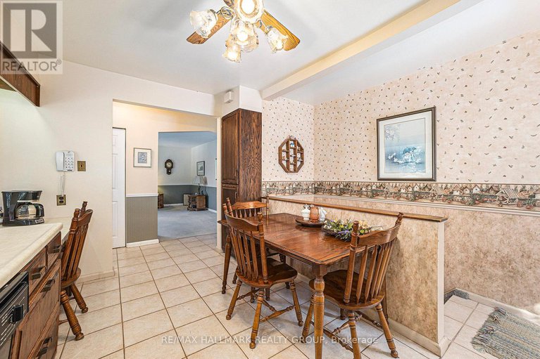 28902420/2023-vincent-street/elmvale-acres/ottawa/ontario/K1G2M8_11