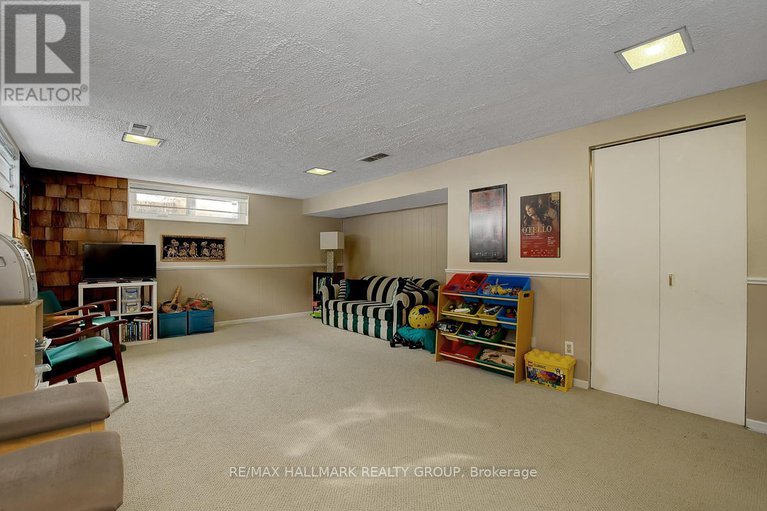 29360557/629-glenhurst-crescent/beacon-hill-north/ottawa/ontario/K1J7B6_38