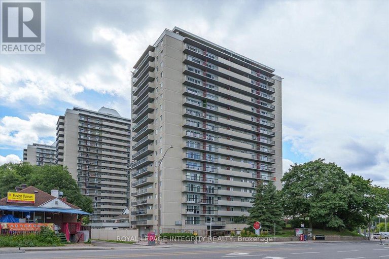 28585319/109-158a-mcarthur-avenue/vanier/ottawa/ontario/K1L7E7_1