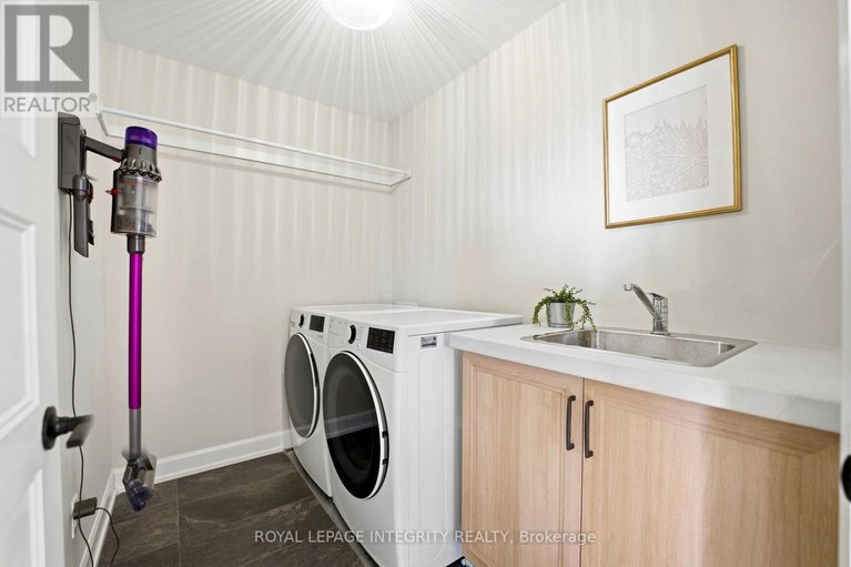 29590747/451-moonlight-drive/russell-twp/russell/ontario/K4R0L1_32